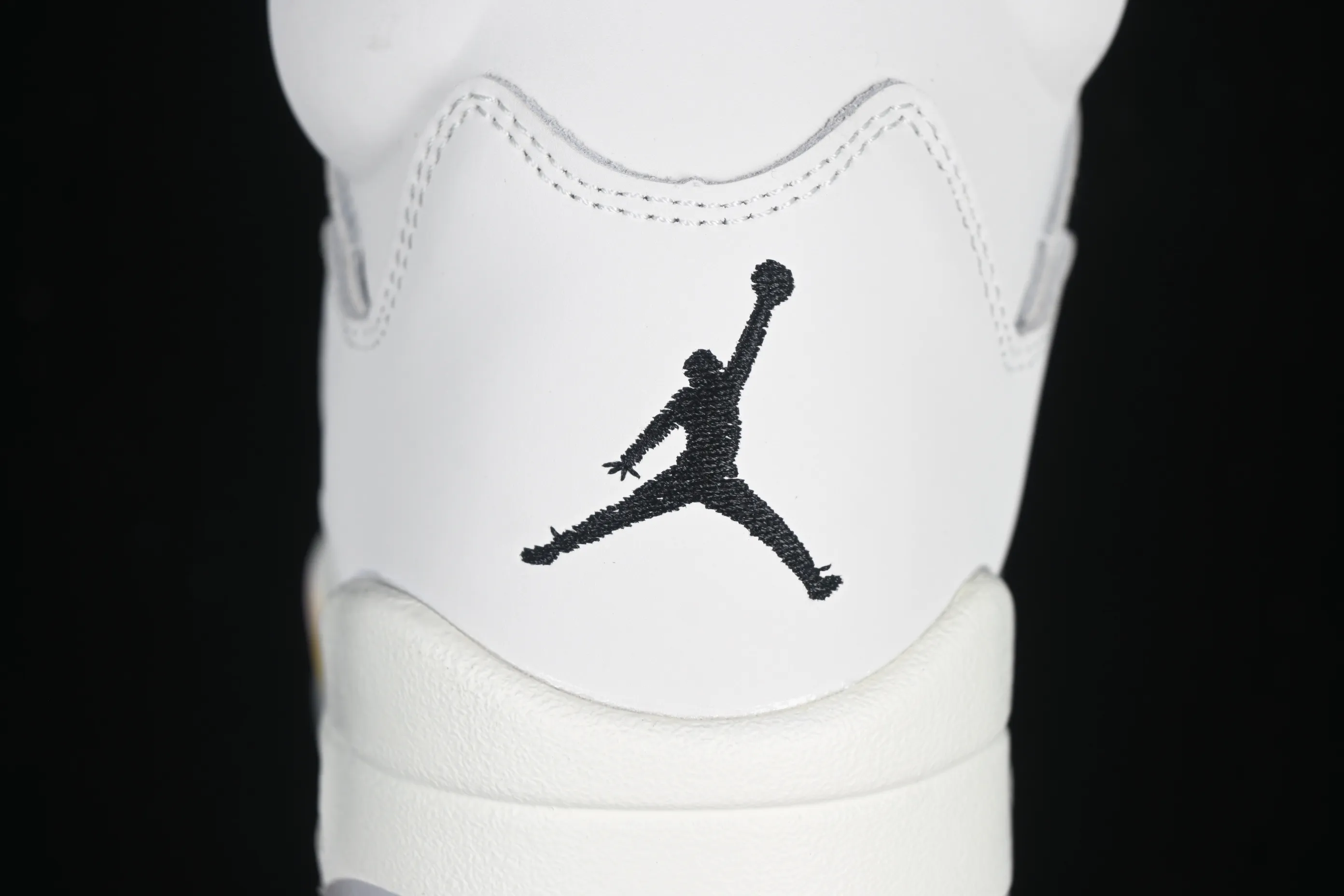 All categories Air Jordan Jordan series basketball shoes Air Jordan 5 Air Jordan 5 Retro "Light Orewood Brown" AJ5 Joe 5 Year of the Snake Limited HF3183-001